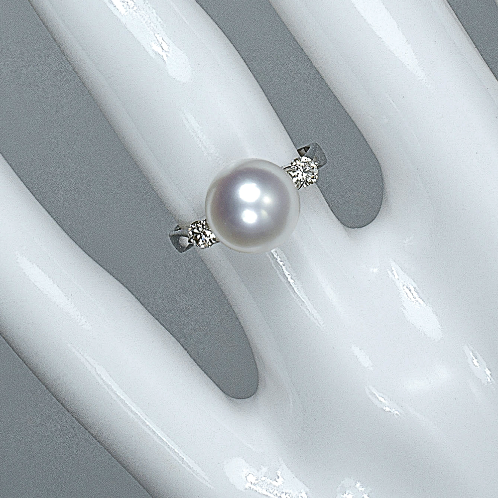 オーロラ花珠真珠リング(指輪)（9ミリ以上【9.5ミリ以上も有】無調色・プラチナ900 ダイヤ合計0.2カラット）4枚目