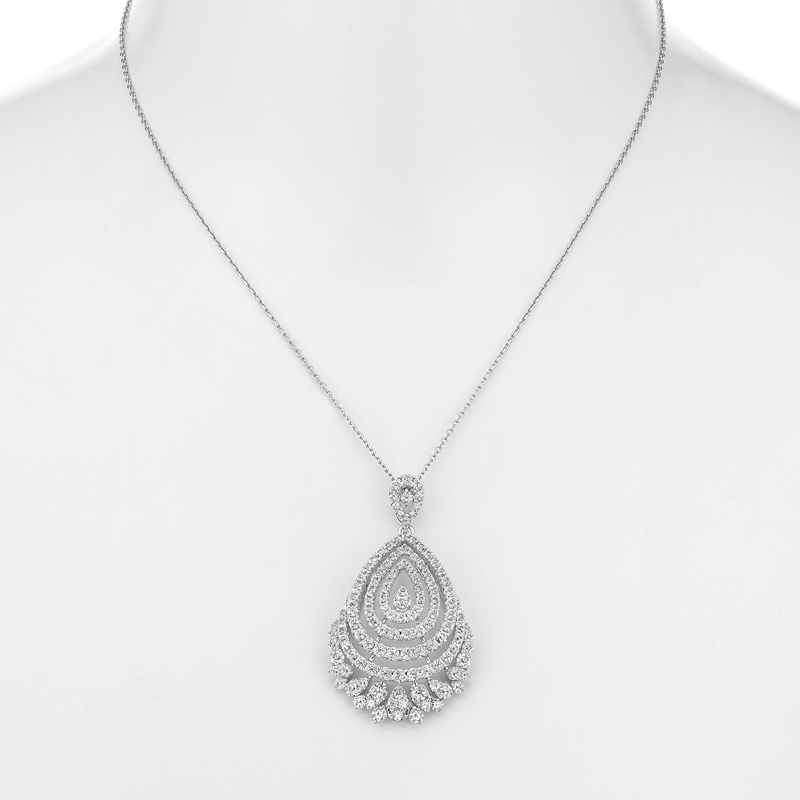 プラチナ ダイヤモンド ネックレス（3.21ct・ハート＆キューピッド）8枚目