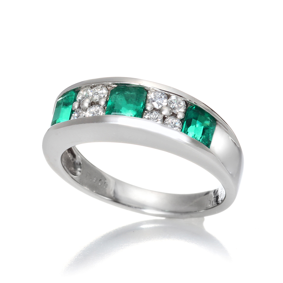 プラチナ エメラルド ダイヤモンド リング（EM0.97ct D0.23ct）2枚目