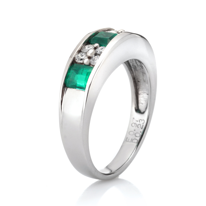 プラチナ エメラルド ダイヤモンド リング（EM0.97ct D0.23ct）6枚目