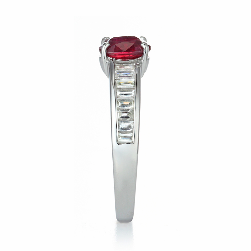 プラチナ ルビー ダイヤモンド リング（R1.07ct D0.37ct・非加熱 ピジョンブラッド）7枚目