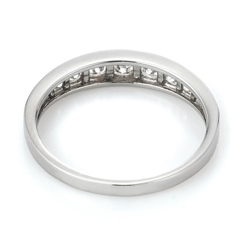 プラチナ製　エタニティリング 9石（合計0.3ct・SIクラス）8枚目