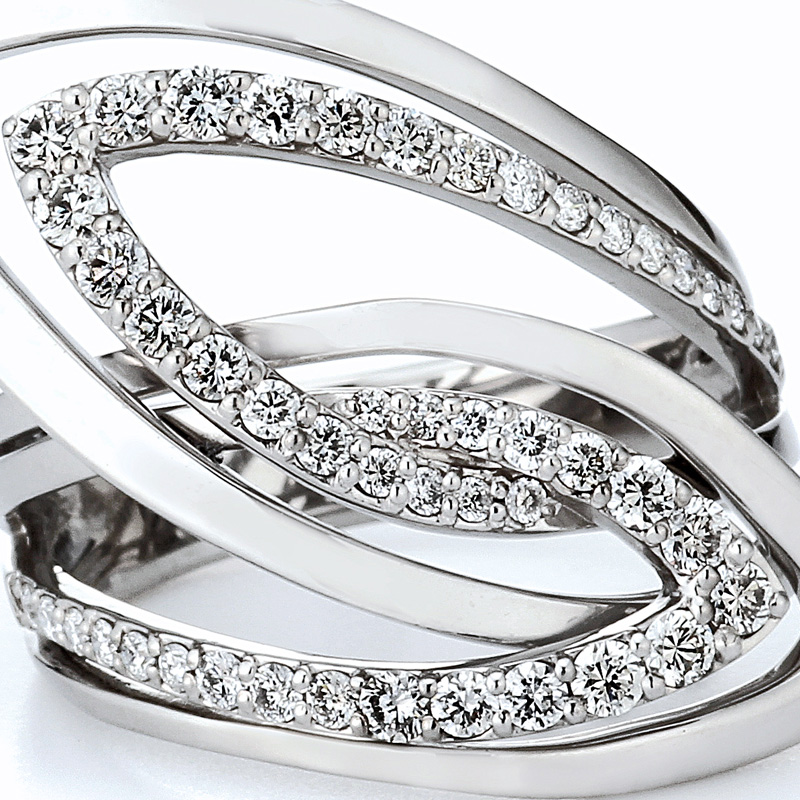 プラチナ ダイヤモンドリング 最上級（D0.65ct）2枚目