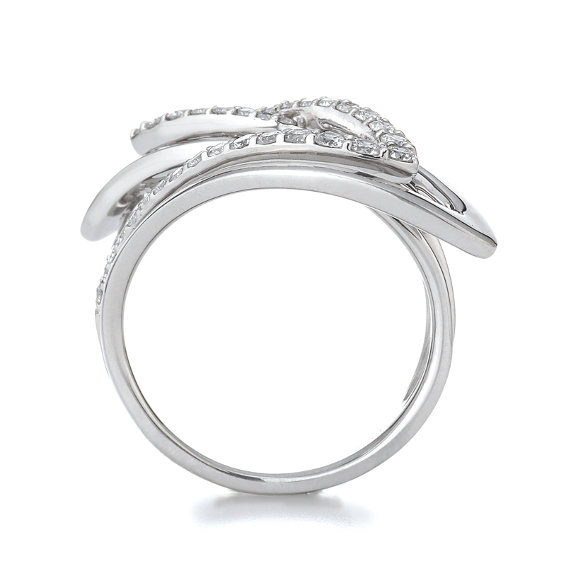 プラチナ ダイヤモンドリング 最上級（D0.65ct）9枚目