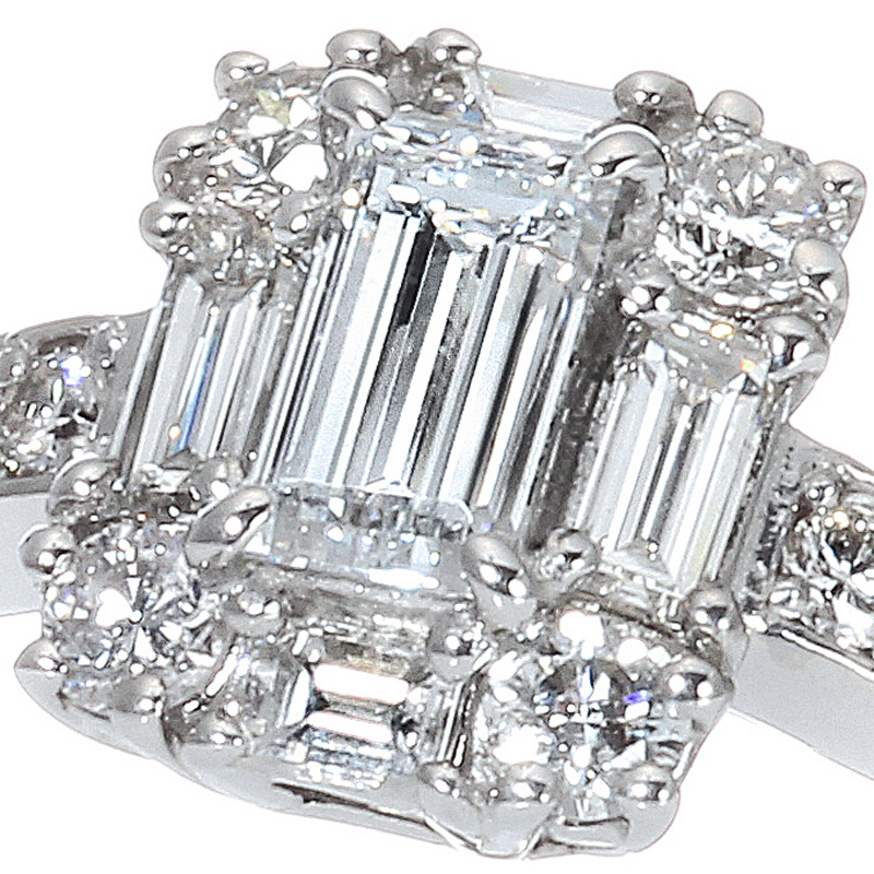 プラチナ ダイヤモンド リング(中石0.415ct 脇石0.63ct・Dカラー VS-1クラス レクタンギュラー ステップカット)5枚目