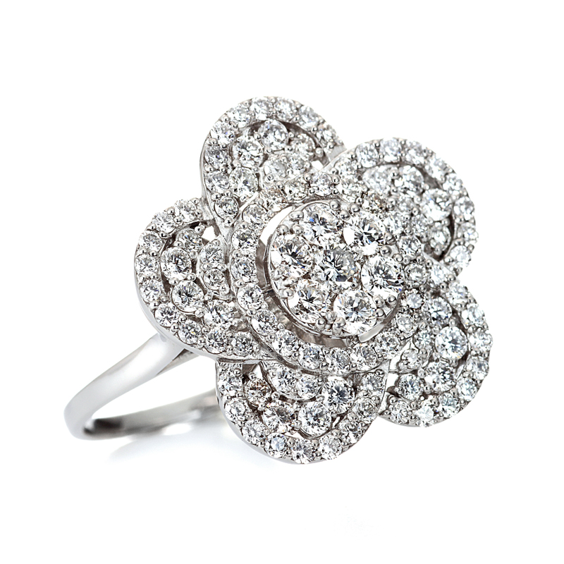 プラチナ フラワーパヴェ ダイヤモンド リング(合計1.00ct)4枚目