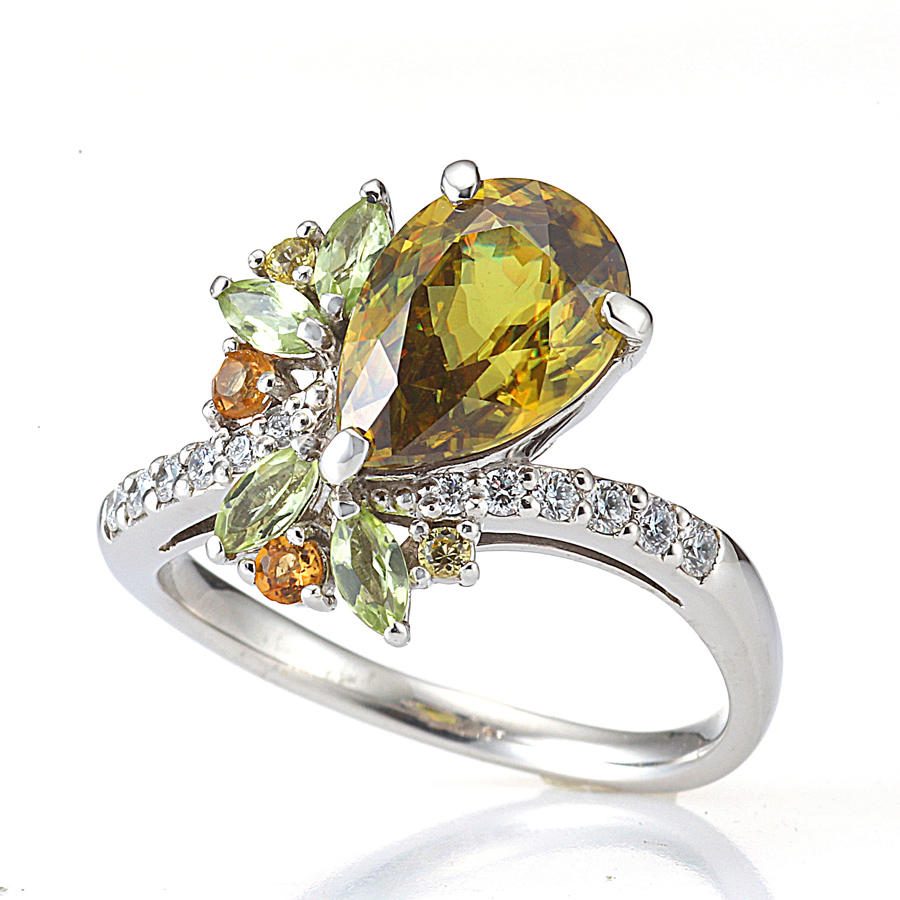 プラチナ スフェーン ダイヤモンド リング （S2.41ct D0.14ct・グリニッシュイエロー　最上級）3枚目