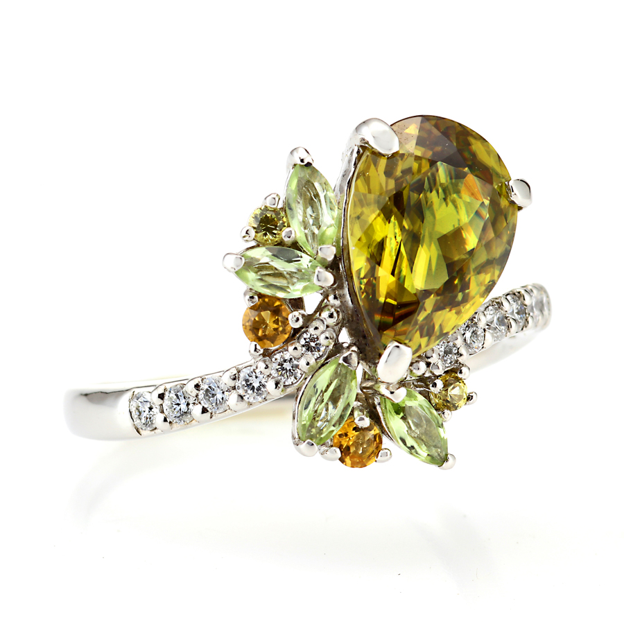 プラチナ スフェーン ダイヤモンド リング （S2.41ct D0.14ct・グリニッシュイエロー　最上級）4枚目