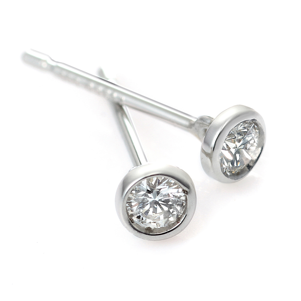 プラチナ ダイヤモンド ピアス(合計0.1ct・Hカラー前後 無色系)4枚目