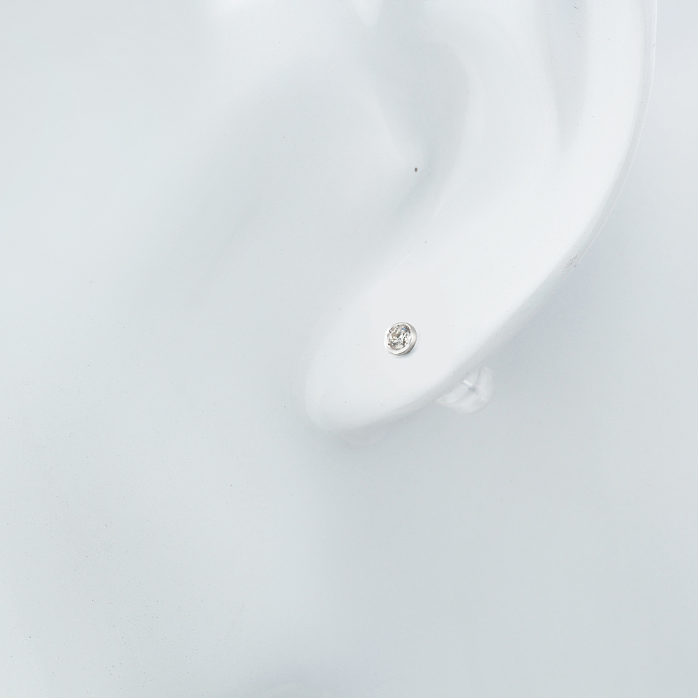プラチナ ダイヤモンド ピアス(合計0.1ct・Hカラー前後 無色系)7枚目